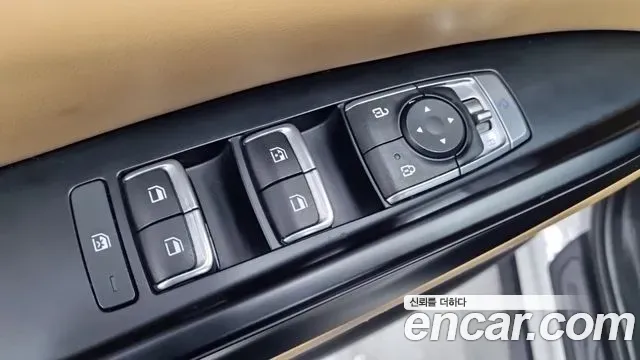 Kia Carnival Diesel 9-Seater Prestige 2023 — фото 16