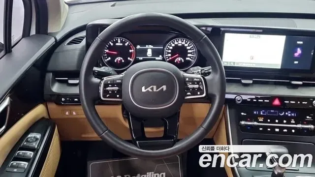 Kia Carnival Diesel 9-Seater Prestige 2023 — фото 12