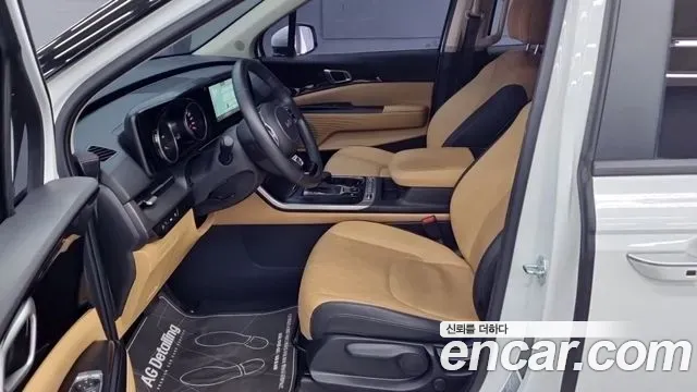 Kia Carnival Diesel 9-Seater Prestige 2023 — фото 10