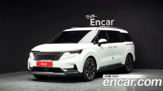 Kia Carnival Gasoline 7-Seater Signature 2023