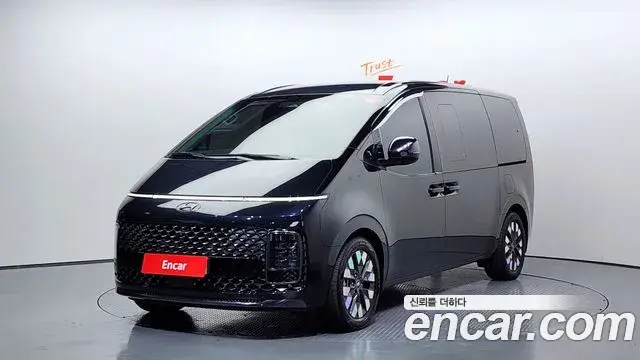 Hyundai Staria 4WD Lounge 9-Seater Inspiration 2021