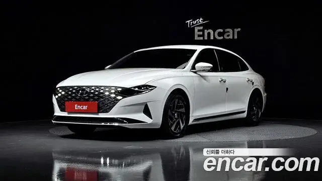 Hyundai Grandeur Le Blanc 2021