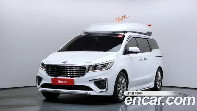 Kia Carnival 9-Seater Hi-Limousine Noblesse Special 2019