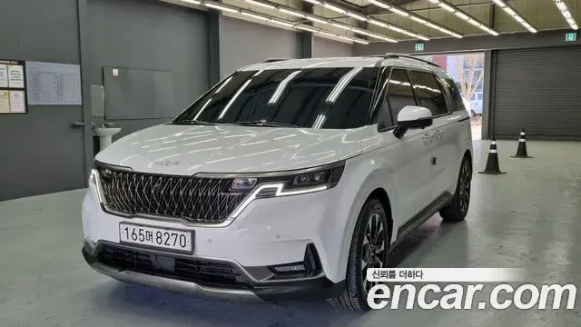 Kia Carnival Diesel 9-Seater Noblesse 2023