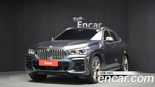 BMW X6 M50i 2022