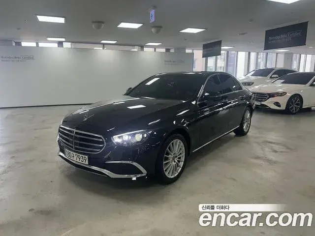 Mercedes-Benz E-Class E220d 4MATIC Exclusive 2021