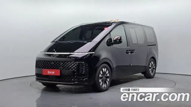 Hyundai Staria 4WD Lounge 9-Seater Inspiration 2021