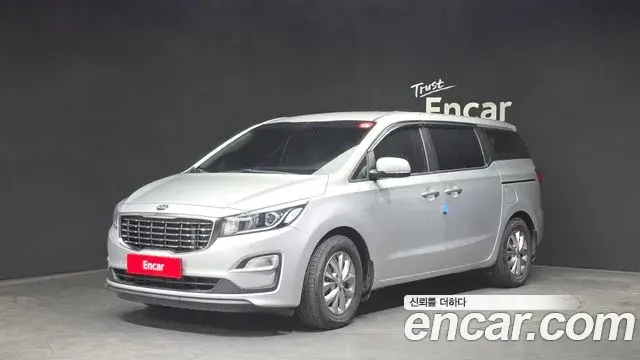 Kia Carnival 11-Seater Deluxe 2019