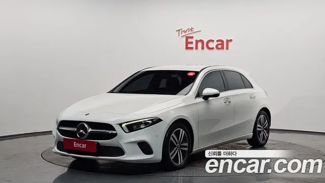 Mercedes-Benz A-Class A220 Hatchback 2021