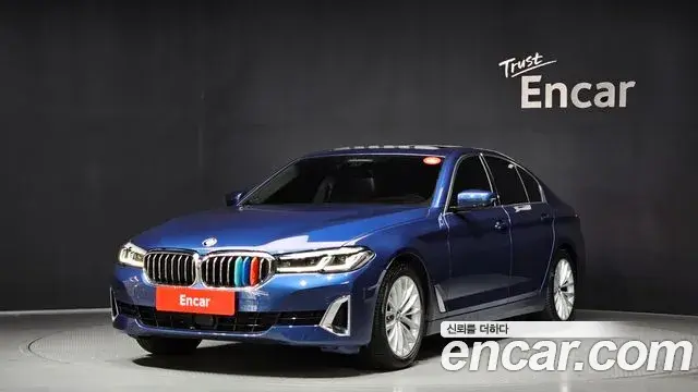 BMW 5-Series 530i Luxury 2021