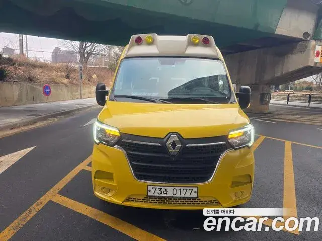 Renault Korea Master School Bus 15-Seater 2020
