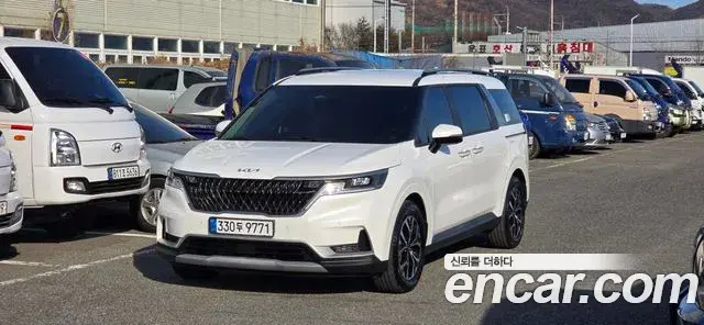 Kia Carnival 9-Seater Prestige 2022