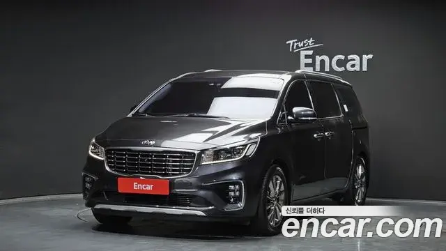 Kia Carnival 9-Seater Noblesse Special 2019