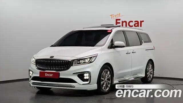 Kia Carnival 9-Seater Noblesse Special 2020