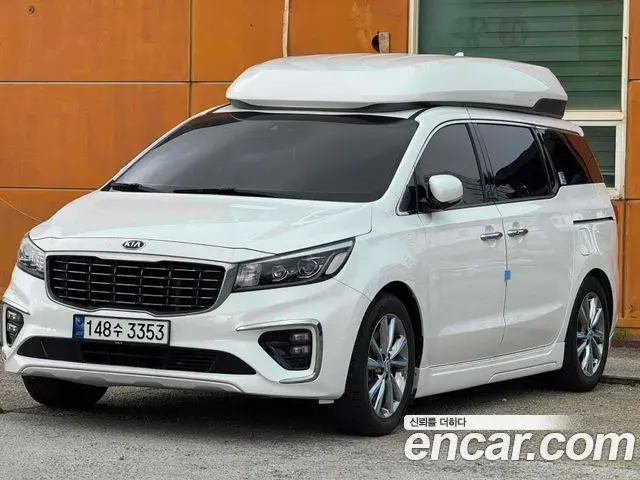 Kia Carnival 9-Seater Hi-Limousine Prestige Hiroof 2019