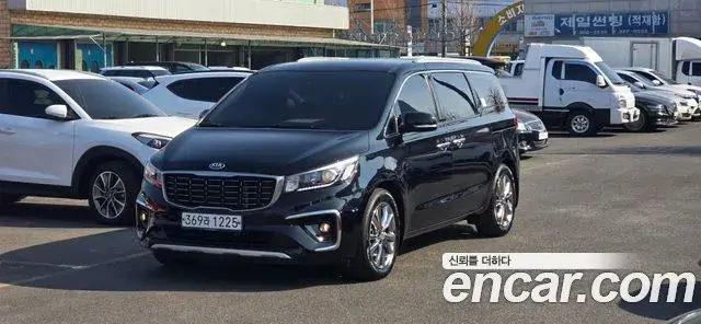 Kia Carnival 9-Seater Prstige 2019