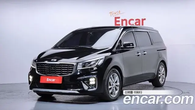 Kia Carnival 7-Seater Limousine President 2019