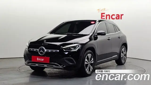 Mercedes-Benz GLA-Class GLA220 2021