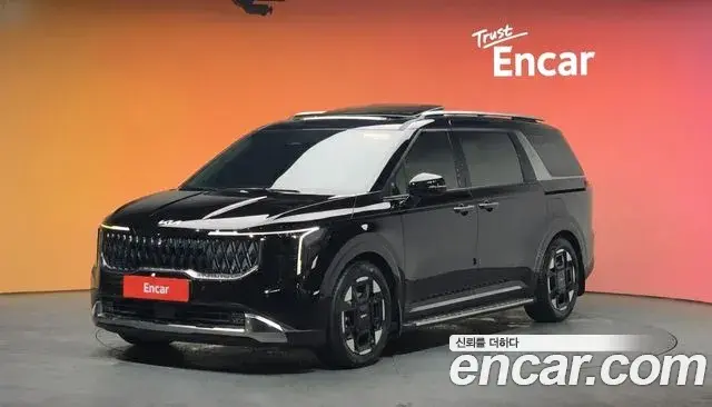 Kia Carnival Gasoline 9-Seater Signature 2025