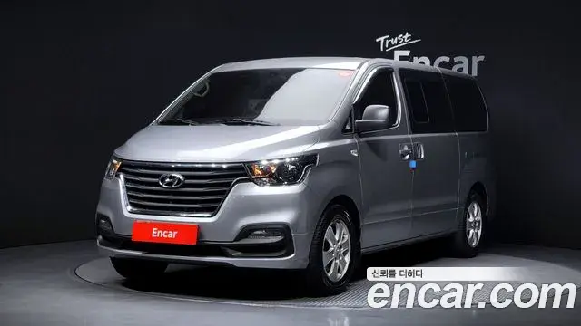 Hyundai Starex Wagon 12-Seater Smart 2019