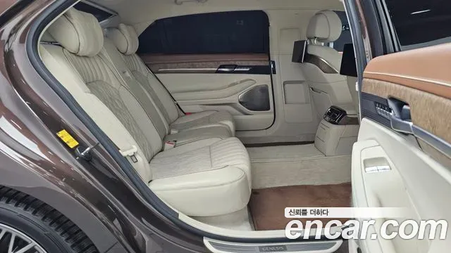 Genesis G90 5.0 AWD Limousine Prestige 2021 — фото 12