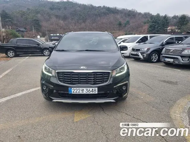 Kia Carnival 9-Seater Prstige 2020