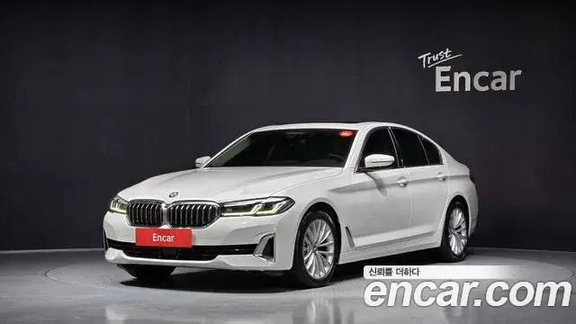 BMW 5-Series 523d Luxury 2020