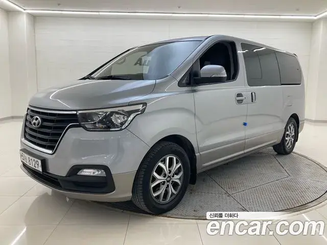 Hyundai Starex Urban 9-Seater Premium Spicial 2019