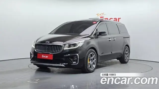 Kia Carnival 7-Seater Limousine President 2019