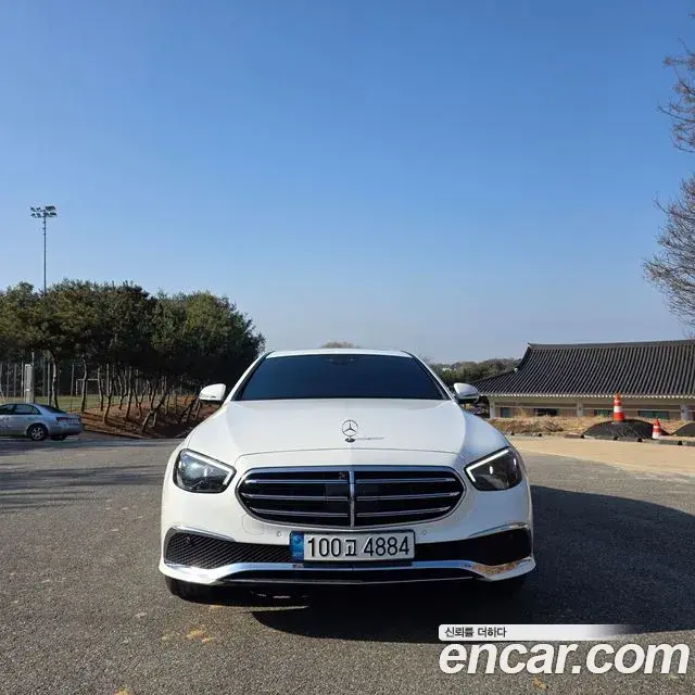 Mercedes-Benz E-Class E220d 4MATIC Exclusive 2022