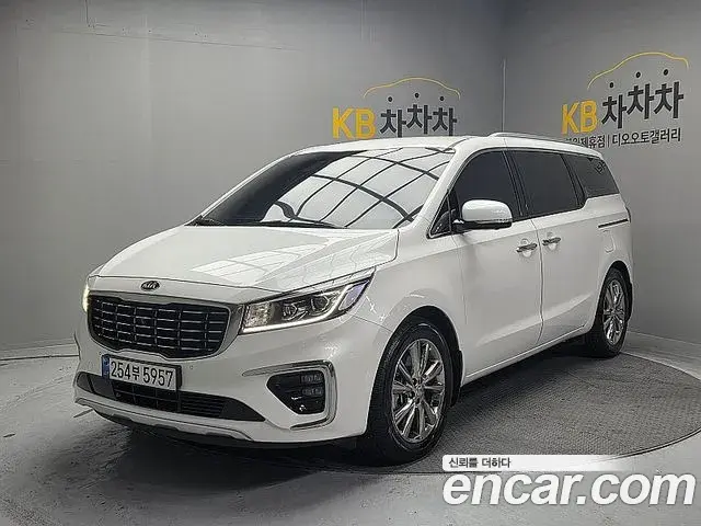 Kia Carnival Gasoline 9-Seater Noblesse Special 2020