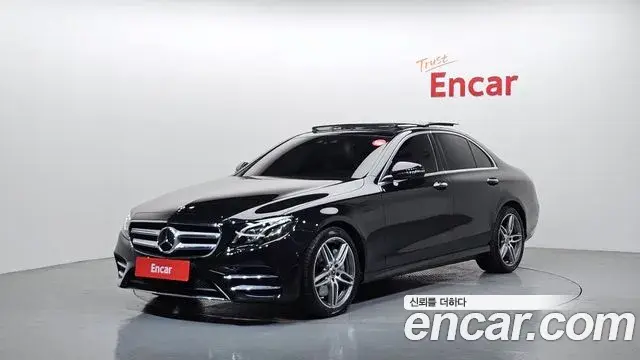 Mercedes-Benz E-Class E300 4MATIC AMG Line 2020