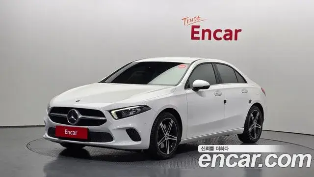 Mercedes-Benz A-Class A250 4MATIC Sedan 2020