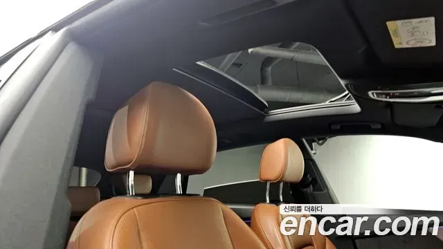 Audi Q8 45 TDI Quattro Premium 2021 — фото 17