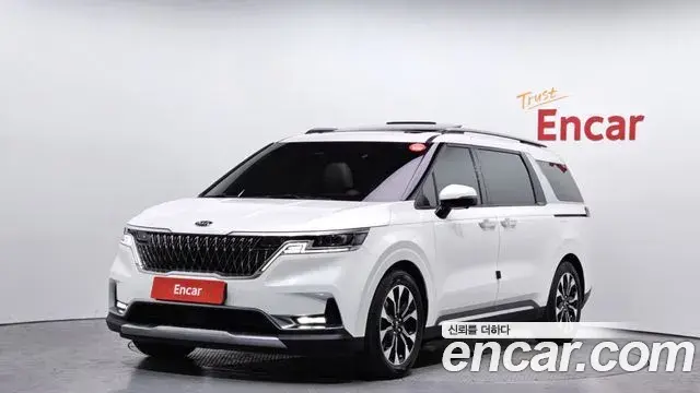 Kia Carnival Gasoline 7-Seater Signature 2020