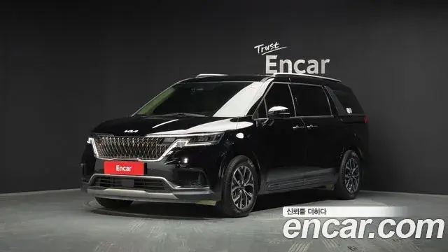 Kia Carnival Gasoline 9-Seater Signature 2023