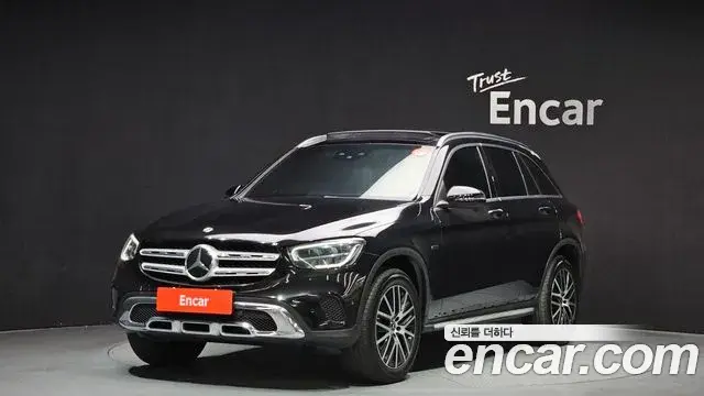 Mercedes-Benz GLC-Class GLC300e 4MATIC 2020