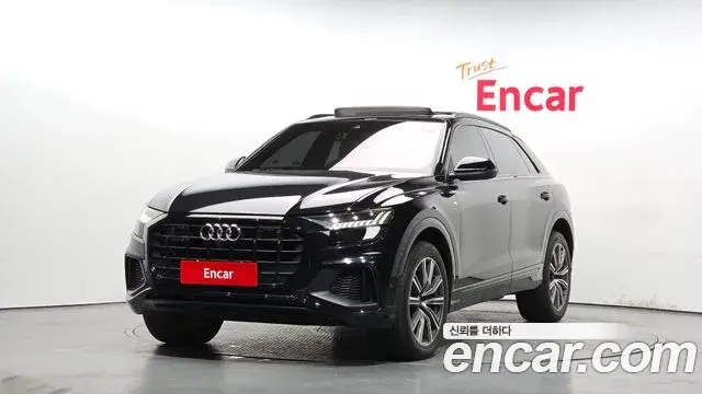 Audi Q8 55 TFSI Quattro Premium 2021