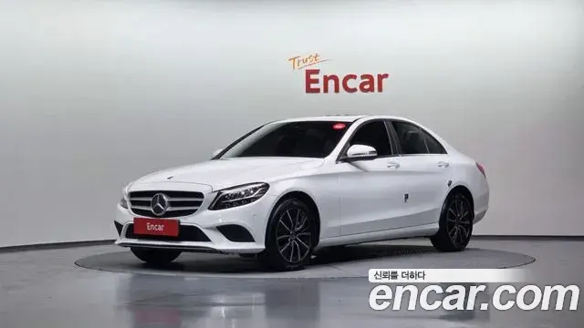 Mercedes-Benz C-Class C200 2020
