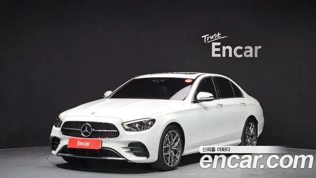 Mercedes-Benz E-Class E220d 4MATIC AMG Line 2022