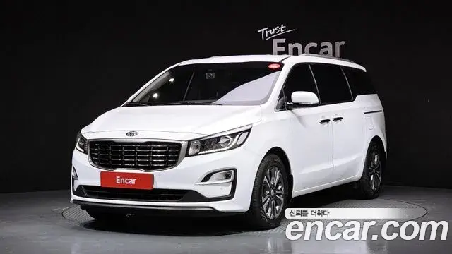 Kia Carnival 11-Seater Prestige 2019
