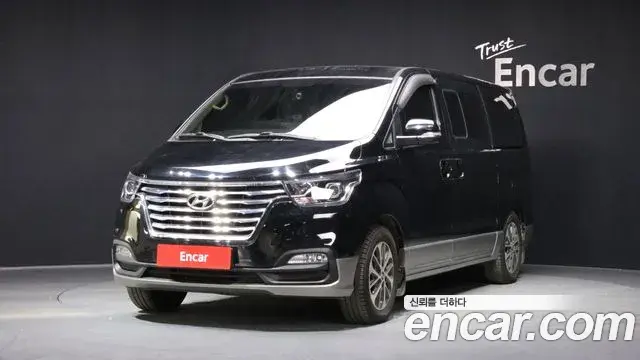 Hyundai Starex Urban 9-Seater Exclusive 2019