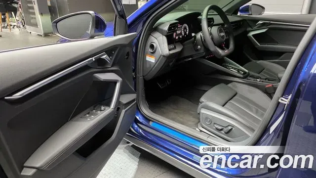 Audi A3 40 TFSI Premium 2025 — фото 11