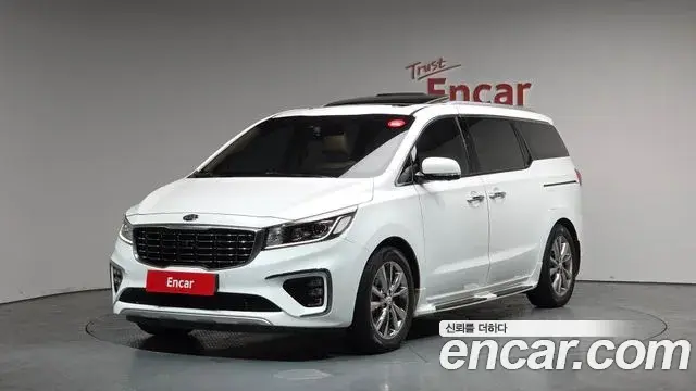 Kia Carnival Gasoline 7-Seater Limousine President 2019
