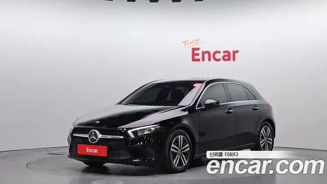 Mercedes-Benz A-Class A220 Hatchback 2022