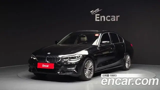 BMW 3-Series 320i Luxury 2020