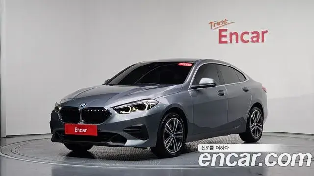 BMW 2-Series 220i Advantage 2022