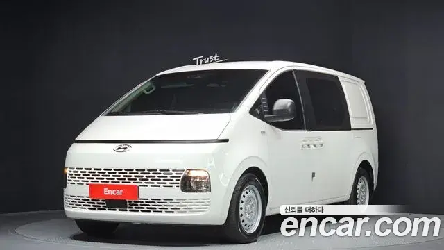 Hyundai Staria Cargo 5-Seater Smart 2023