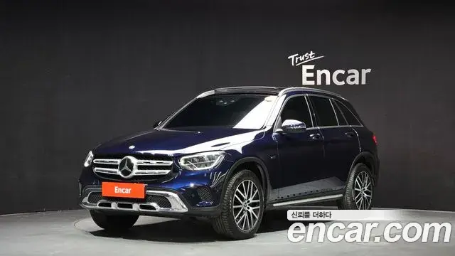 Mercedes-Benz GLC-Class GLC300e 4MATIC 2021