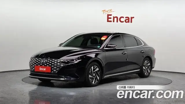 Hyundai Grandeur Exclusive 2022